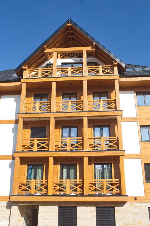 Apartman La Corona ズラティボール エクステリア 写真